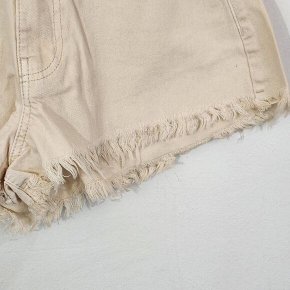 WeWoreWhat Cream Denim Cut Off Shorts NWT Size 24 Natural Revolve jean shorts - Picture 2 of 6
